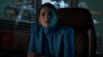 Alex Perry Ad­di­son Blazer worn by Nadia Morales (Eva De Dominici) as seen in The Cleaning Lady (S02E08)
