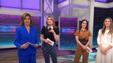 L'Agence Pilar Wide Leg Pants worn by Hoda Kotb as seen in Today with Hoda & Jenna on  November 15, 2022