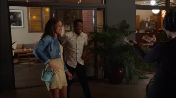 Yvonne Kone Mini Filippo Sac en cuir porté par May Grant (Corinne Massiah) vu dans 9-1-1 (S06E08)