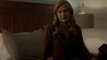 Frame Bell Sleeve Silk Button-Up Shirt worn by Laura Stensen (Britt Robertson) as seen in The Rookie: Feds (S01E04)
