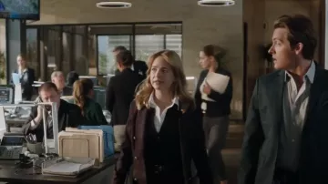 J Crew Classic Cotton Cardigan worn by Laura Stensen (Britt Robertson) as seen in The Rookie: Feds (S01E07)