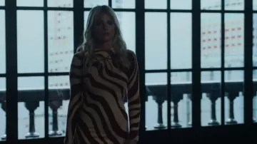 Vestido de punto Zara Wool Blend Jacquard usado por Isadora Artiñán (Valentina Zenere) como se ve en Elite (S06E01)