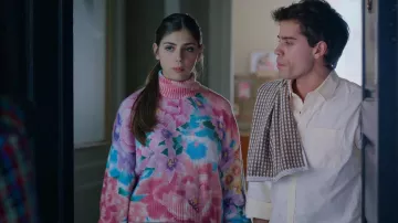 Jersey de punto Desigual Oversize usado por Sara (Carmen Arrufat) como se ve en Elite (S06E03)