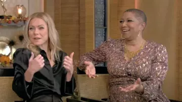 Vince Camuto Long Sleeve V Neck Maxi Dress worn by Déjà Vu as seen in LIVE with Kelly and Ryan on November 21, 2022