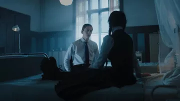 Silent D Corrie Platform Oxford usada por Wednesday Addams (Jenna Ortega) como se ve en Wednesday (S01E01)