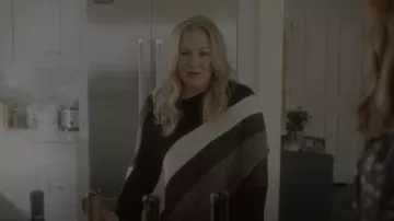 Ferand Knitted Poncho Top With Stripe Patterns And Fringed Sides worn by Jen Harding (Christina Applegate) as seen in Dead to Me (S03E07)