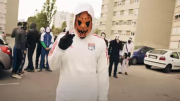 The Adidas tracksuit jacket of Olympique Lyonnais worn by threat Santana in his Freestyle Boosk'Halloween