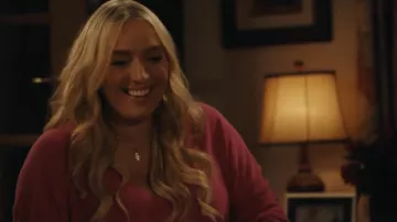 Ba&sh El­sy Sweater worn by Michelle (Joy McAvoy) as seen in Two Doors Down (S06E01)