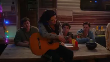 Alternative Adri­an Print­ed Hood­ie worn by Alex Morrow (Lauren Graham) as seen in The Mighty Ducks: Game Changers (S02E09)