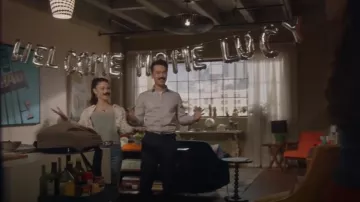 Forever 21 Lettuce-Edge Tank Top usada por Tamara Colins (Dylan Conrique) como se ve en The Rookie (S05E03)