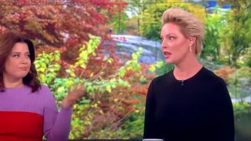 Givenchy Punto Milano Ruffle Mini Robe portée par Katherine Heigl vue dans The View le 28 novembre 2022