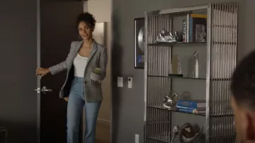 Sandro Tribu Houndstooth Plaid Single Button Blazer worn by Layla Keating (Greta Onieogou) as seen in All American (S05E07)