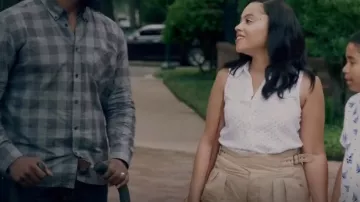 Banana Republic Ex­plor­er Shorts worn by Darla (Bianca Lawson) as seen in Queen Sugar (S07E13)