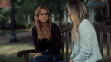 True Religion Stella Low Jeans usados por Lucy Albright (Grace Van Patten) como se ve en Tell Me Lies (S01E09)