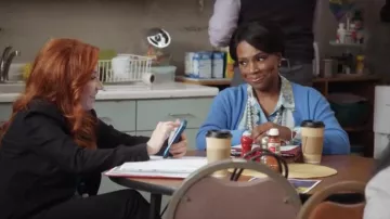 Zara Flowy Shirt worn by Barbara Howard (Sheryl Lee Ralph) as seen in Abbott Elementary (S02E09)