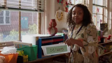 Lost + Wander Whis­pers Dress worn by Janine Teagues (Quinta Brunson) as seen in Abbott Elementary (S01E03)