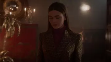 525 Cashmere Sonia Sweater worn by Lissa Dragomir (Daniela Nieves) as seen in Vampire Academy (S01E09)