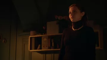 Zara Ribbed Turtleneck Sweater worn by Mia Karp (Mia McKenna-Bruce) as seen in Vampire Academy (S01E09)