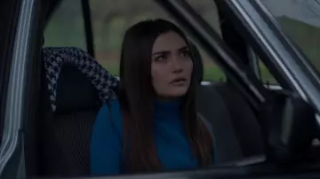 St John Collection Rib Turtleneck Sweater worn by Lissa Dragomir (Daniela Nieves) as seen in Vampire Academy (S01E10)