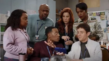 Zara Che­nille Sweat­shirt worn by Janine Teagues (Quinta Brunson) as seen in Abbott Elementary (S01E11)