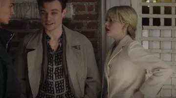 Marina Raphael Alexa Bag in Quilted Nude Nappa Leather worn by Audrey Hope (Emily Alyn Lind) as seen in Gossip Girl (S02E01)