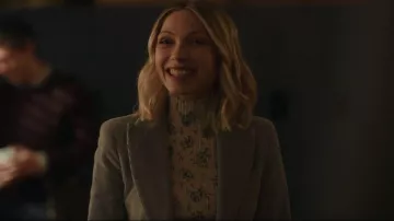 Acne Studios Mock Neck Sweater worn by Kate Keller (Tavi Gevinson) as seen in Gossip Girl (S02E03)