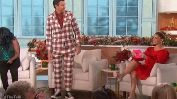 Comme des Garcons PLAY Unisex Chuck Taylor All Star One Heart Low-Top Sneakers worn by Jerry O'Connell as seen in The Talk on December 6, 2022