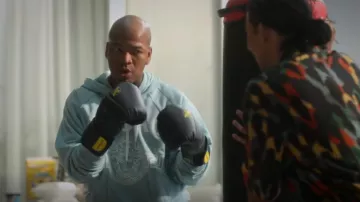 Versace Medusa Lo­go Hood­ie worn by Dondre Hall (Marcus Emanuel Mitchell) as seen in Step Up (S03E08)