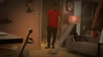 Gucci Slide Sandalia usada por Sage Odom (Ne-Yo) como se ve en Step Up (S03E09)