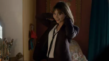 La chemise Kooples Boyfriend portée par Clara (Jenna Coleman) vue dans Doctor Who (S08E05)