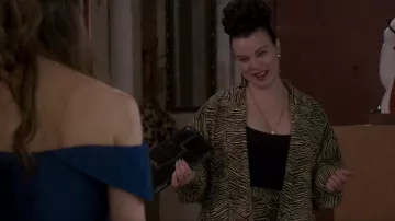 Rachel Comey Baby Zebra Jacquard Vestige Pantalon porté par Maggie Amato (Debi Mazar) comme on le voit dans Younger (S06E07)