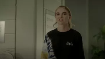 Electric & Rose Ronan Sweater worn by Lizzie Saltzman (Jenny Boyd) as seen in Legacies (S04E05)