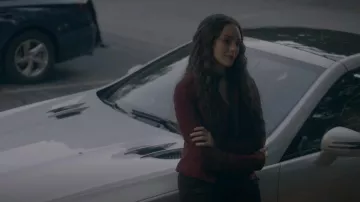 Veste Blanc Noir Suede & Mesh Moto à Bordeaux portée par Hope Mikaelson (Danielle Rose Russell) comme on le voit dans Legacies (S04E06)