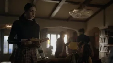Scotch & Soda Contrast Piping Knitted Top worn by Josie Saltzman (Kaylee Bryant) as seen in Legacies (S04E07)