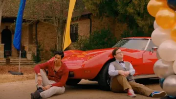 H&M Reg­u­lar Fit Hood­ed Jack­et worn by Jed (Ben Levin) as seen in Legacies (S03E07)