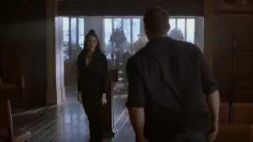 Pantalon de motard Allsaints Dax porté par Hope Mikaelson (Danielle Rose Russell) comme on le voit dans Legacies (S04E13)