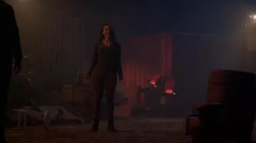 Naturalizer Callie Bottes portées par Hope Mikaelson (Danielle Rose Russell) comme on le voit dans Legacies (S04E13)