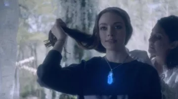 Monica Vinader Linear Solo Diamond Friendship Bracelet worn by Hope Mikaelson (Danielle Rose Russell) as seen in Legacies (S03E14)