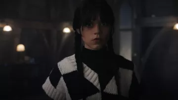 Jersey sin mangas de punto a cuadros usado por Wednesday Addams (Jenna Ortega) en Wednesday Wardrobe (Temporada 1 Episodio 7)
