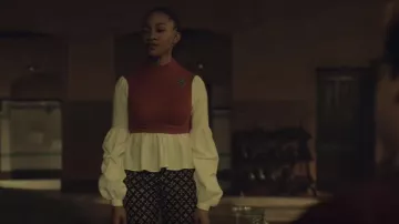 Anthropologie Ruffled Layered Top porté par Cleo Sowande (Omono Okojie) comme on le voit dans Legacies (S04E14)