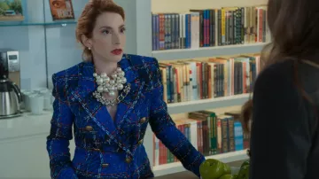 Balmain Tweed Blazer de doble pecho usado por Lauren Heller (Molly Kate Bernard) como se ve en Younger (S07E01)
