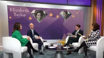 Sergio Hudson x Target Houndstooth Robe à épaules fortes portée par Gayle King comme vu dans CBS Mornings le 16 décembre 2022