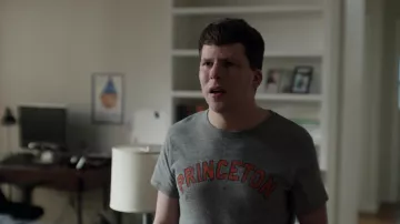 Princeton University T-shirt worn by Toby Fleishman (Jesse Eisenberg) as seen in Fleishman Is in Trouble (S01E06)