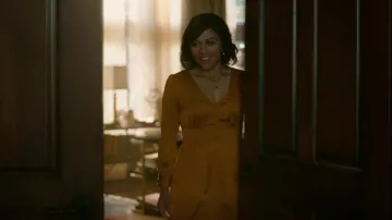 J Crew Button-Front A-Line Midi Dress worn by Emma Tig (Karen David) as seen in Legacies (S02E11)
