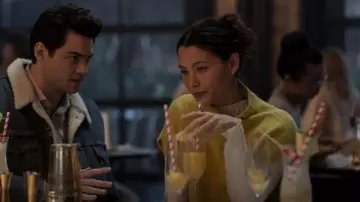 Anthropologie the Cashmere Collection Poncho Sweater worn by Hannah Copeland (Fivel Stewart) as seen in The Recruit (S01E06)