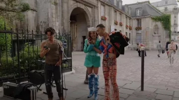 Cape Robbin Kelsey 21 Cow­boy Boots worn by Mindy Chen (Ashley Park) as seen in Emily in Paris (S03E01)