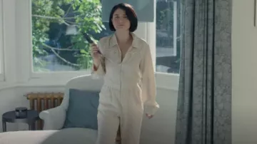 Traje de caldera de River Island usado por Adele (Eve Hewson) como se ve en Behind Her Eyes (S01E02)