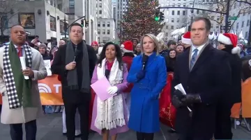 Manteau Ted Baker Lorili porté par Dylan Dreyer tel que vu dans Aujourd’hui le 22 décembre 2022
