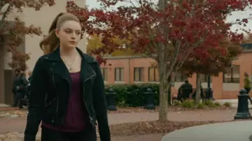 Chaqueta de moto de Liverpool Jeans Company usada por Hope Mikaelson (Danielle Rose Russell) como se ve en Legacies (S01E12)