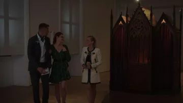 Schiaparelli Denim Falda usada por Camille'(Camille Razat) vista en Emily in Paris (S03E04)